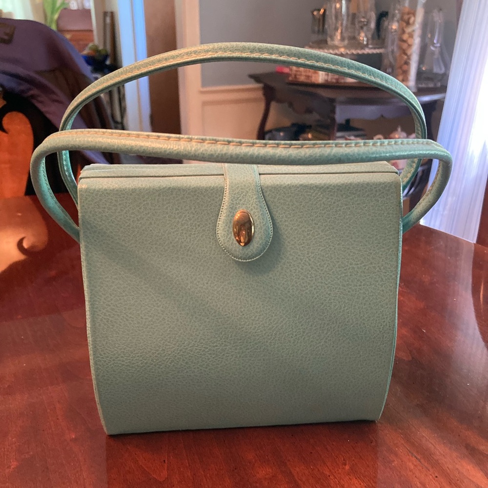 Elegant Green Handbag